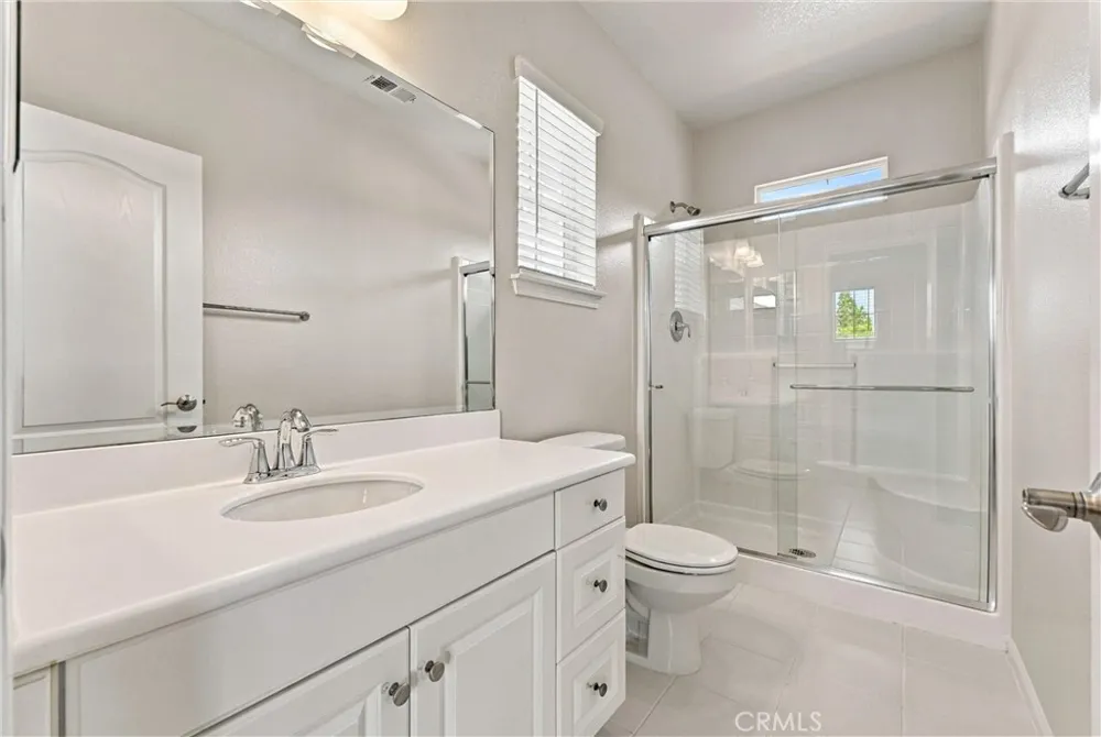 212 Summit Vista Lake Forest, CA 92630