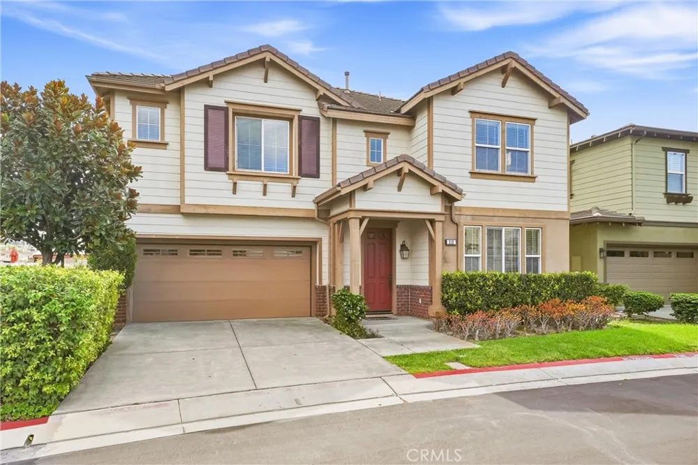 212 Summit Vista Lake Forest, CA 92630