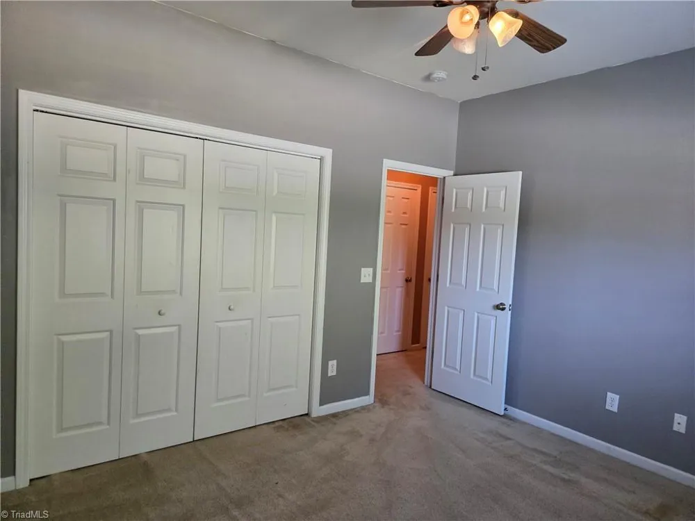 5906 River Gate Court Clemmons, NC 27012