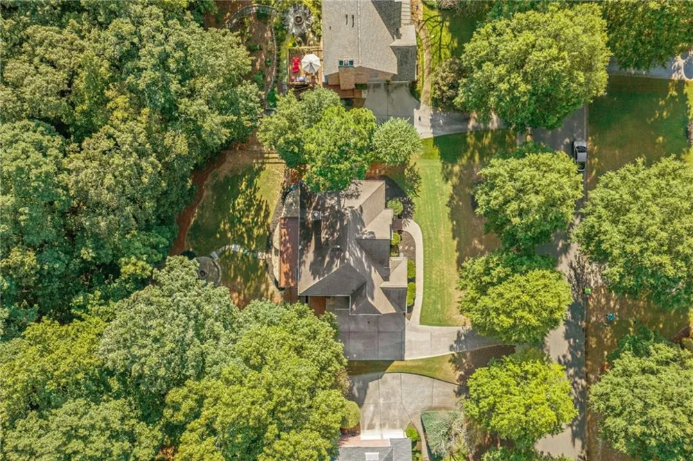 135 Grand Avenue Suwanee, GA 30024