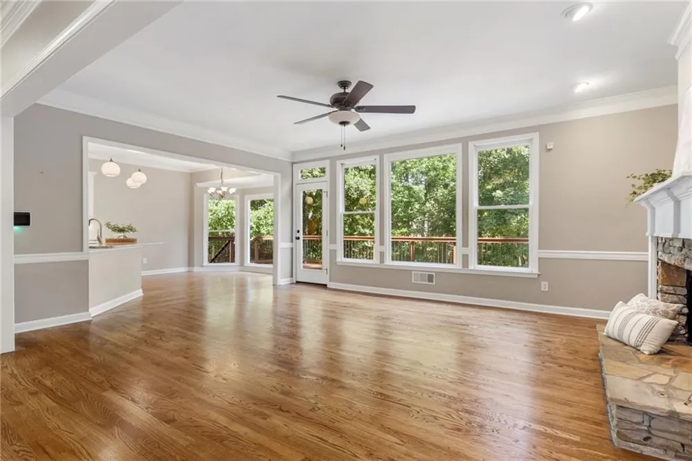 135 Grand Avenue Suwanee, GA 30024