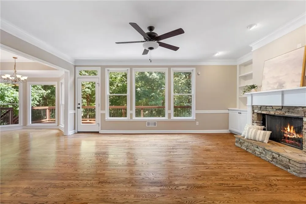 135 Grand Avenue Suwanee, GA 30024