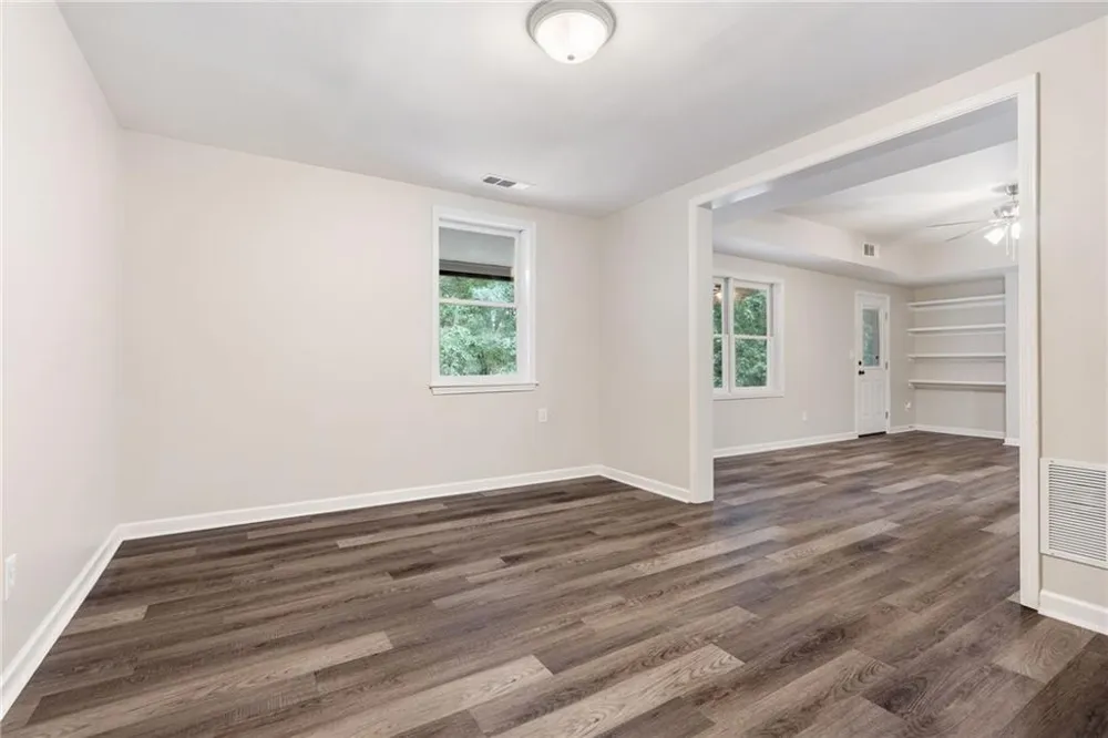 135 Grand Avenue Suwanee, GA 30024