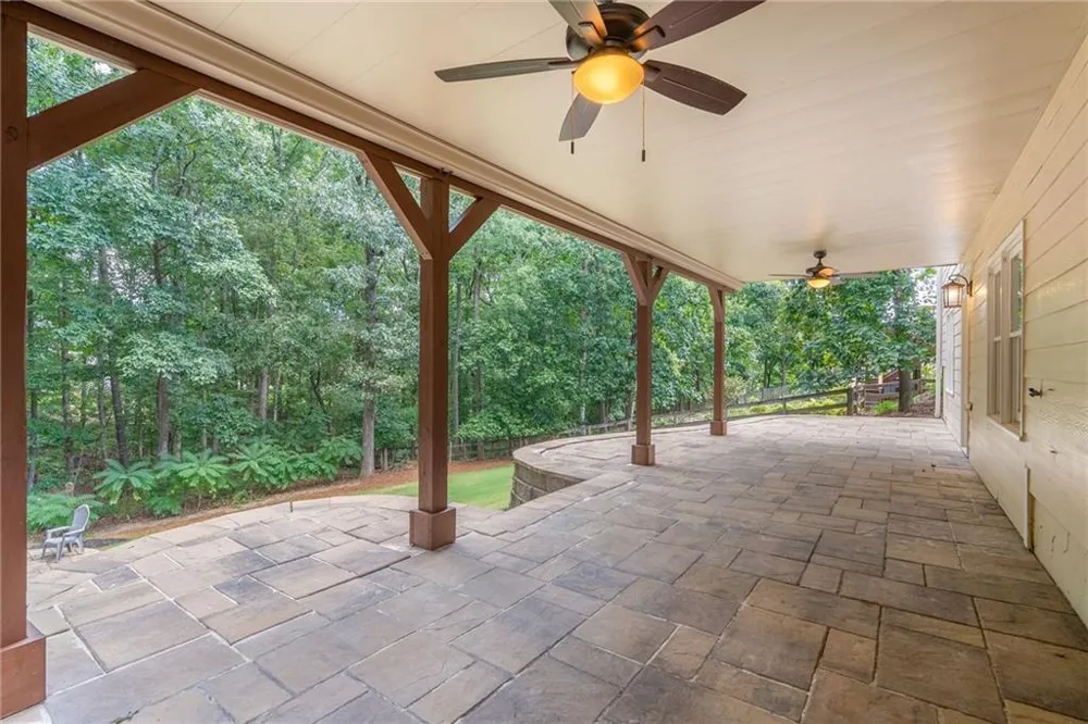 135 Grand Avenue Suwanee, GA 30024