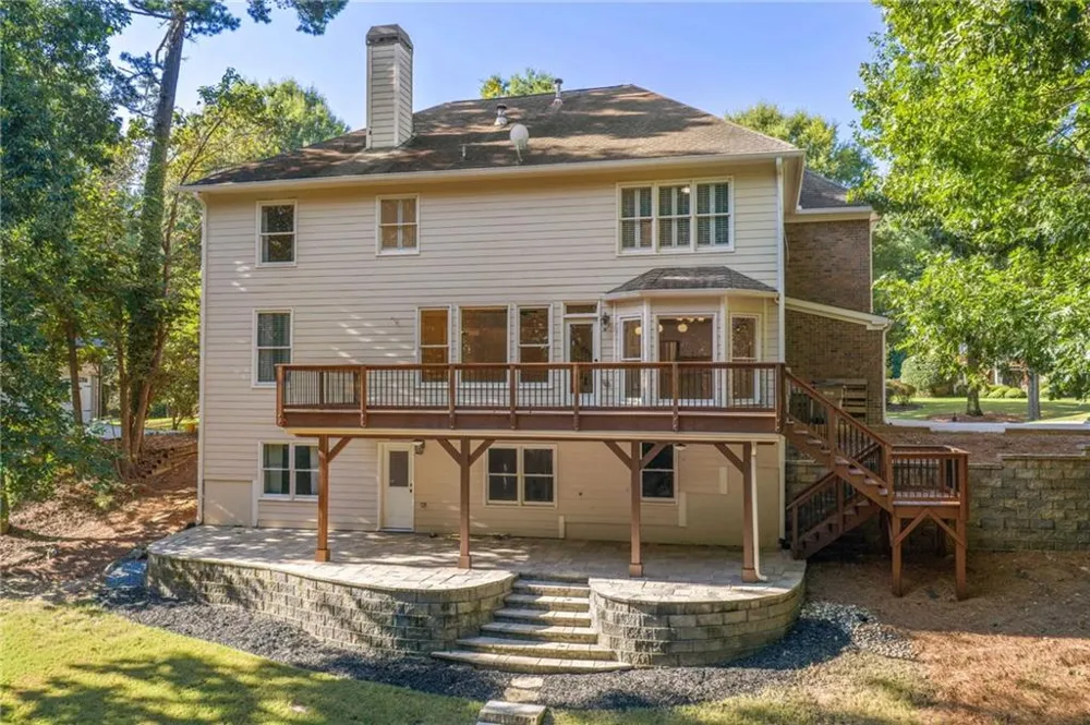 135 Grand Avenue Suwanee, GA 30024