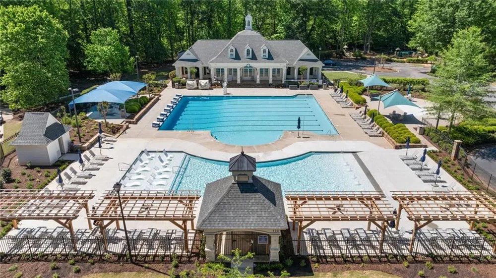 135 Grand Avenue Suwanee, GA 30024