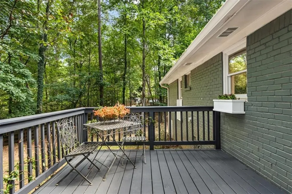 109 Juniper Street Roswell, GA 30075