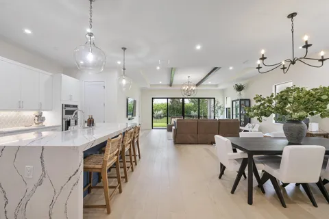 12467 Solana Bay Circle