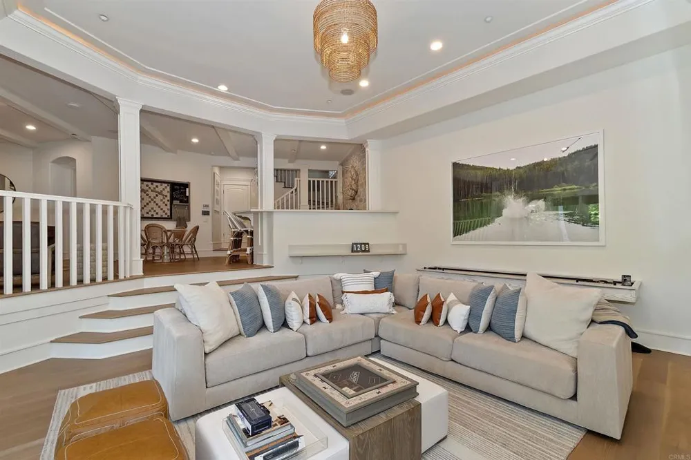 27567 West Shore Rd Lake Arrowhead, CA 92352