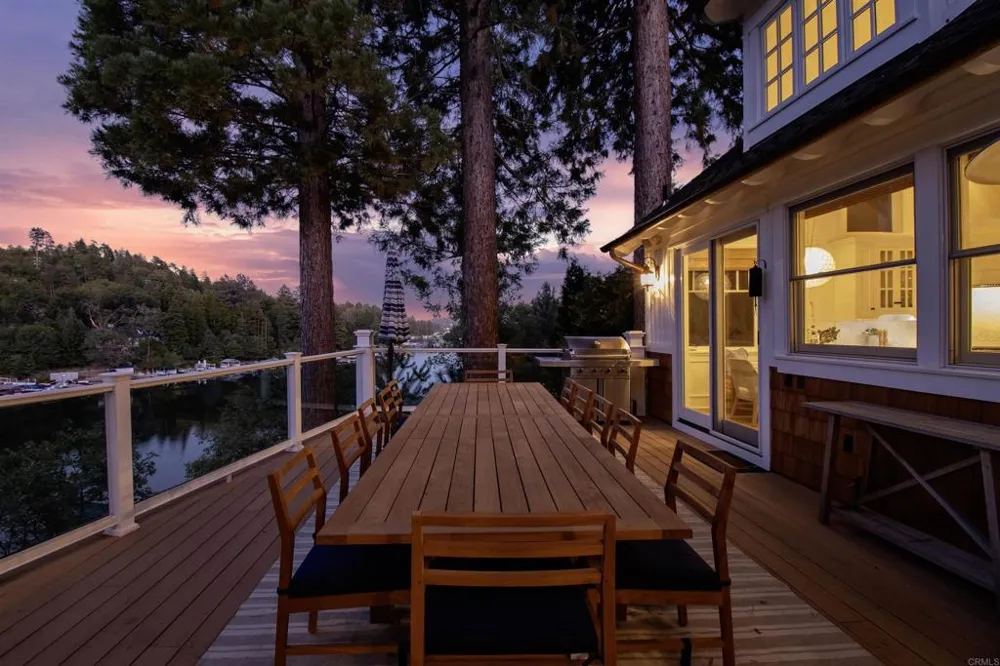 27567 West Shore Rd Lake Arrowhead, CA 92352
