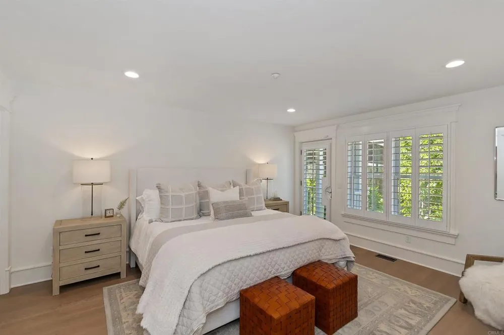 27567 West Shore Rd Lake Arrowhead, CA 92352