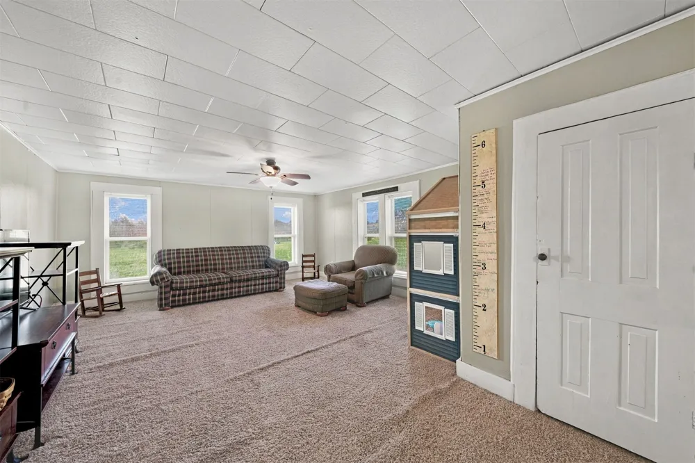 81326 S 4775 ROAD Stilwell, OK 74960