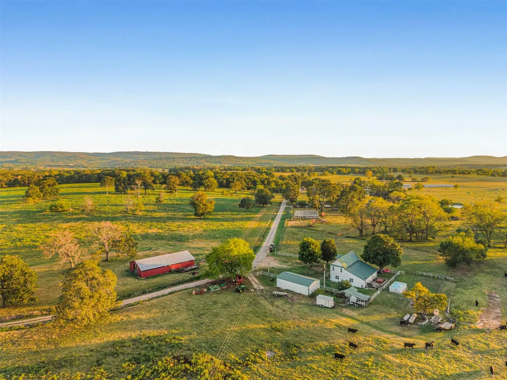 81326 S 4775 ROAD Stilwell, OK 74960