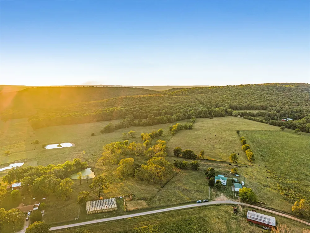 81326 S 4775 ROAD Stilwell, OK 74960