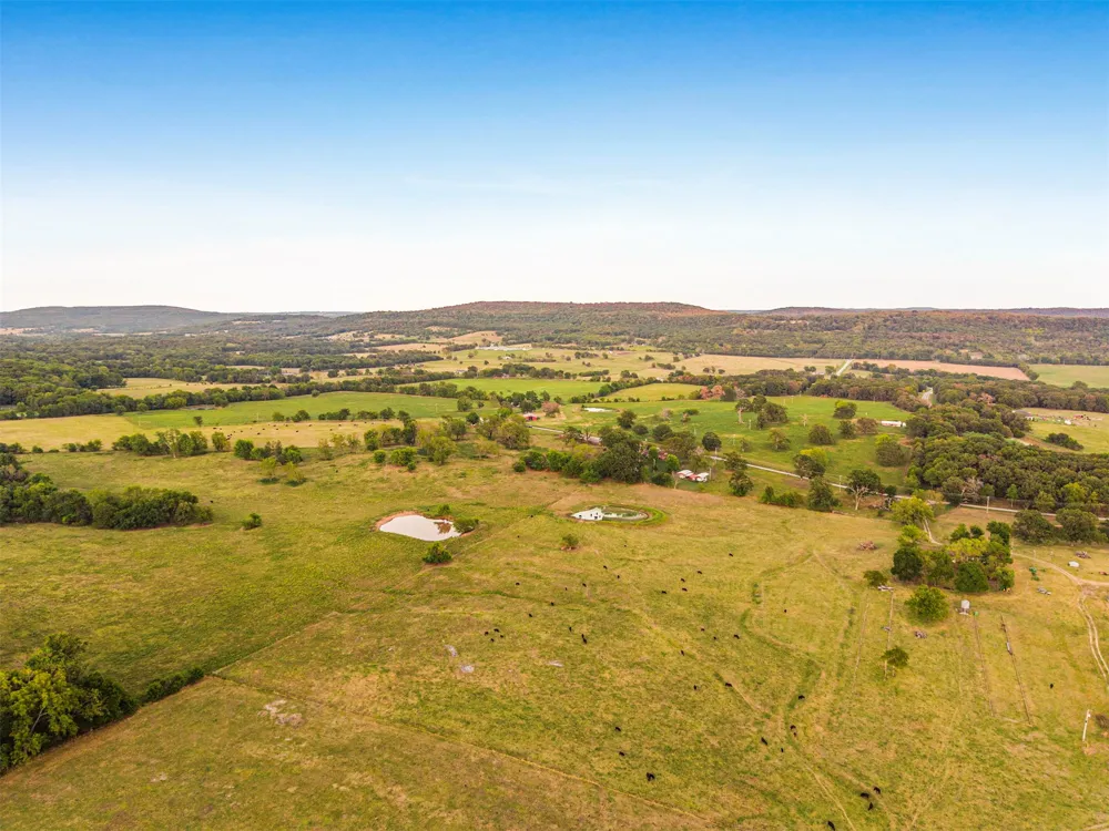 81326 S 4775 ROAD Stilwell, OK 74960