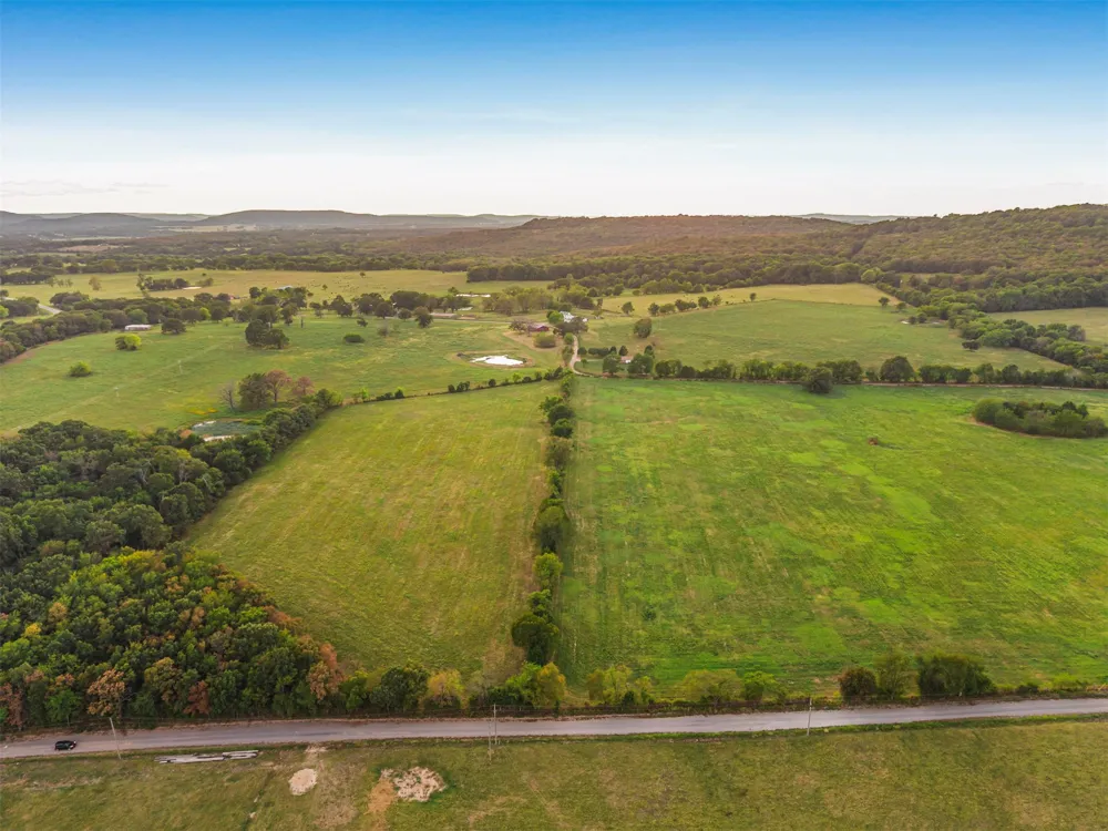 81326 S 4775 ROAD Stilwell, OK 74960