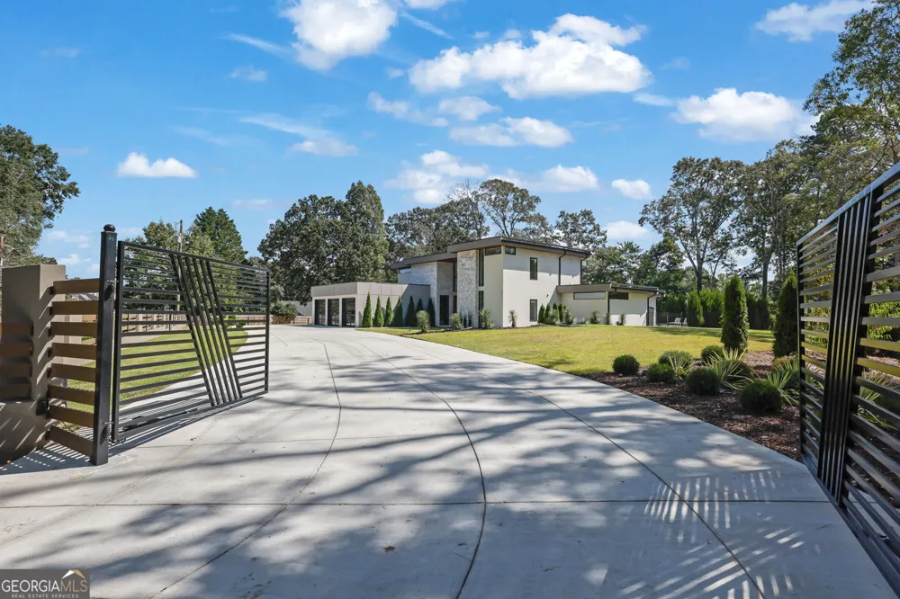 2991 Lassiter RD Marietta, GA 30062