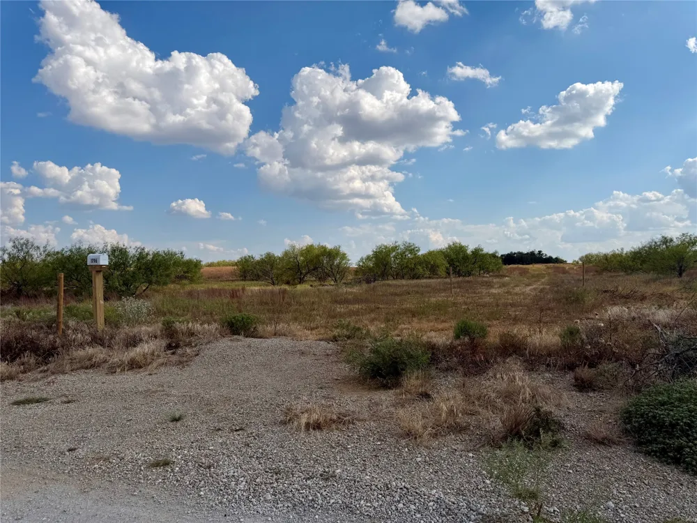 1796 Browning Road Bellevue, TX 76228