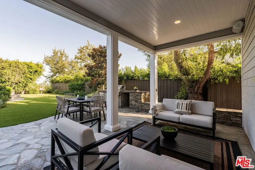 1014 El Medio Avenue Los Angeles, CA 90272