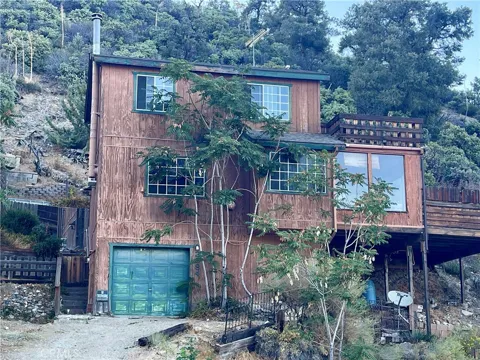3584 Santa Clara