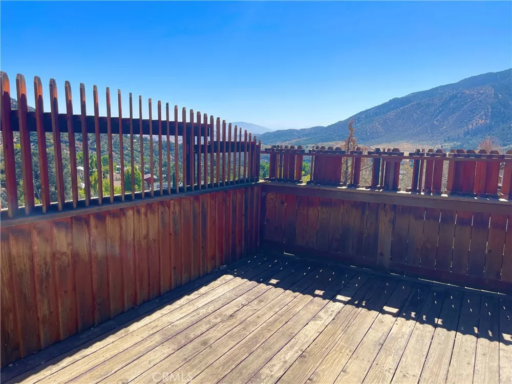 3584 Santa Clara Frazier Park, CA 93225