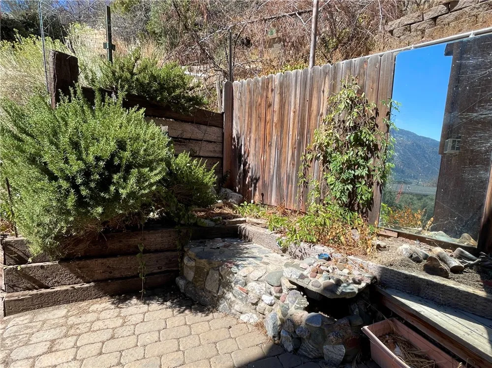 3584 Santa Clara Frazier Park, CA 93225