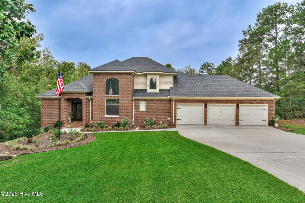 124 Waters Edge Drive Mccormick, SC 29835