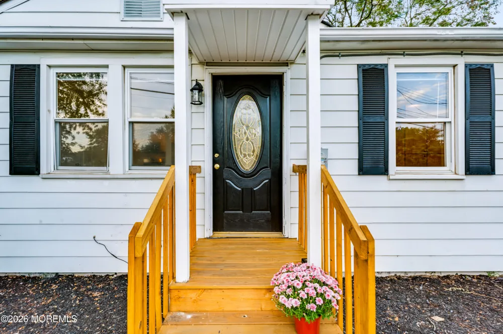 16 Creek Road Keansburg, NJ 07734