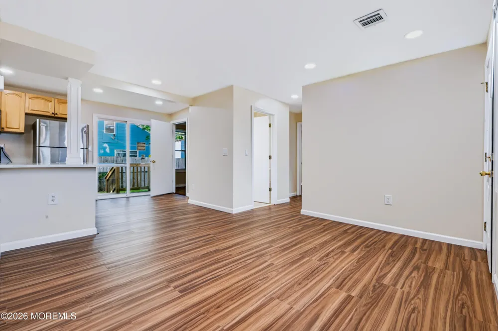 16 Creek Road Keansburg, NJ 07734