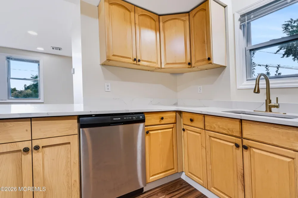 16 Creek Road Keansburg, NJ 07734