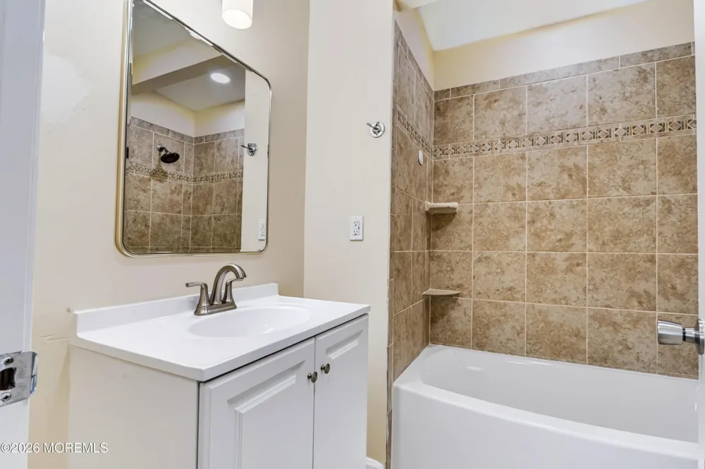 16 Creek Road Keansburg, NJ 07734