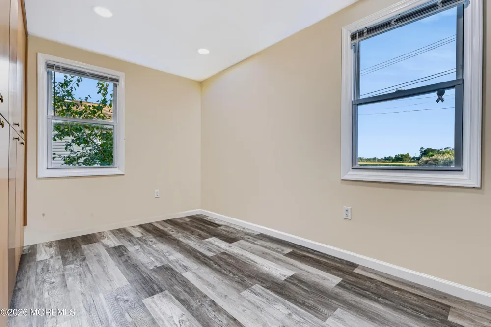 16 Creek Road Keansburg, NJ 07734