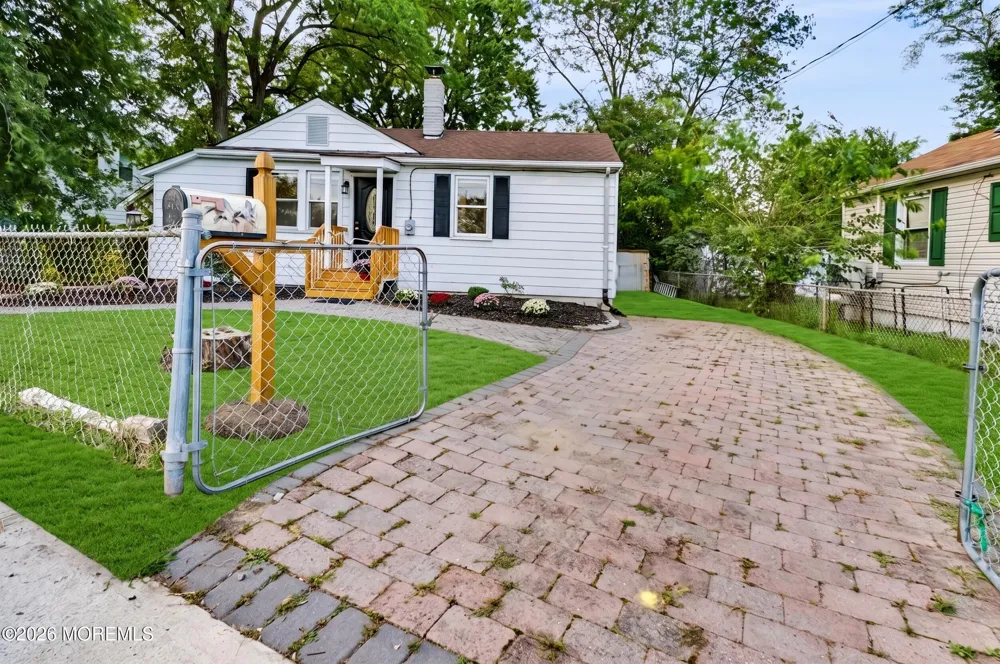 16 Creek Road Keansburg, NJ 07734
