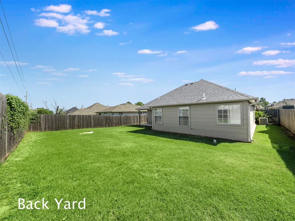 5420 Redbud Place Sand Springs, OK 74063