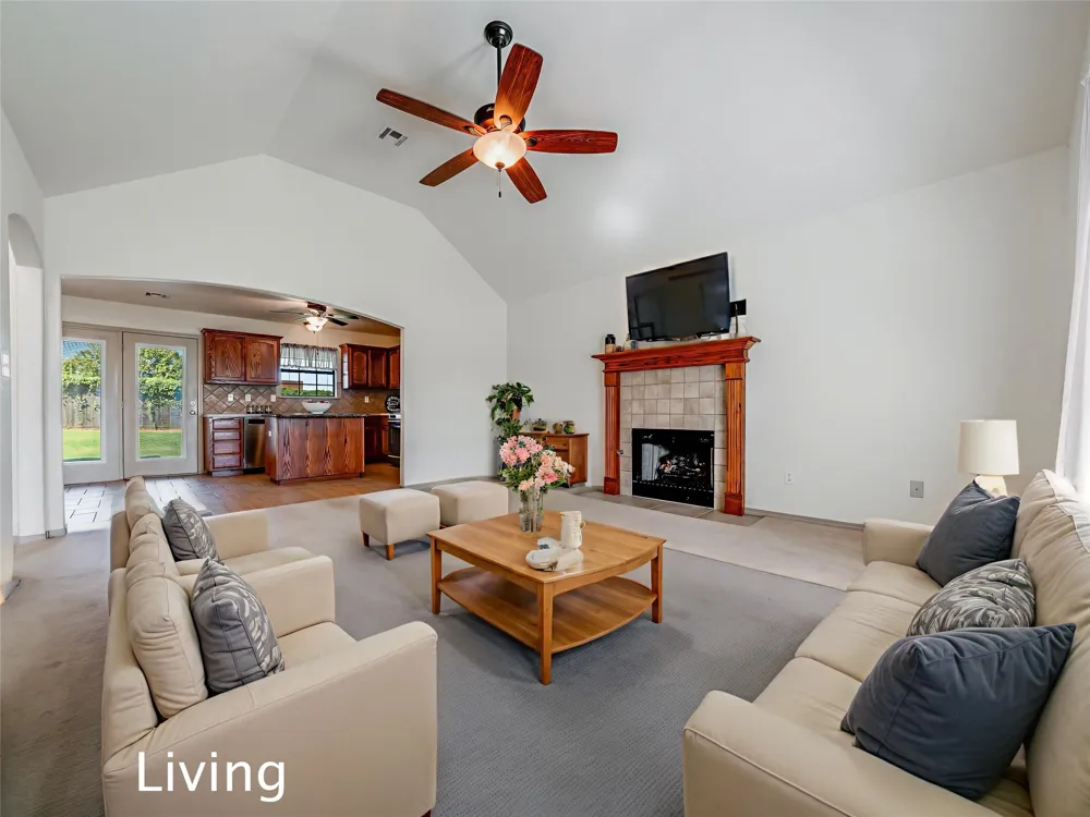 5420 Redbud Place Sand Springs, OK 74063