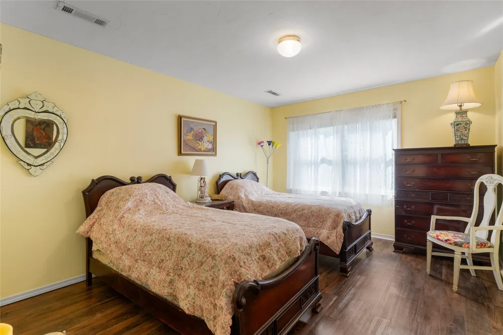 15594 Overlook Drive Skiatook, OK 74070