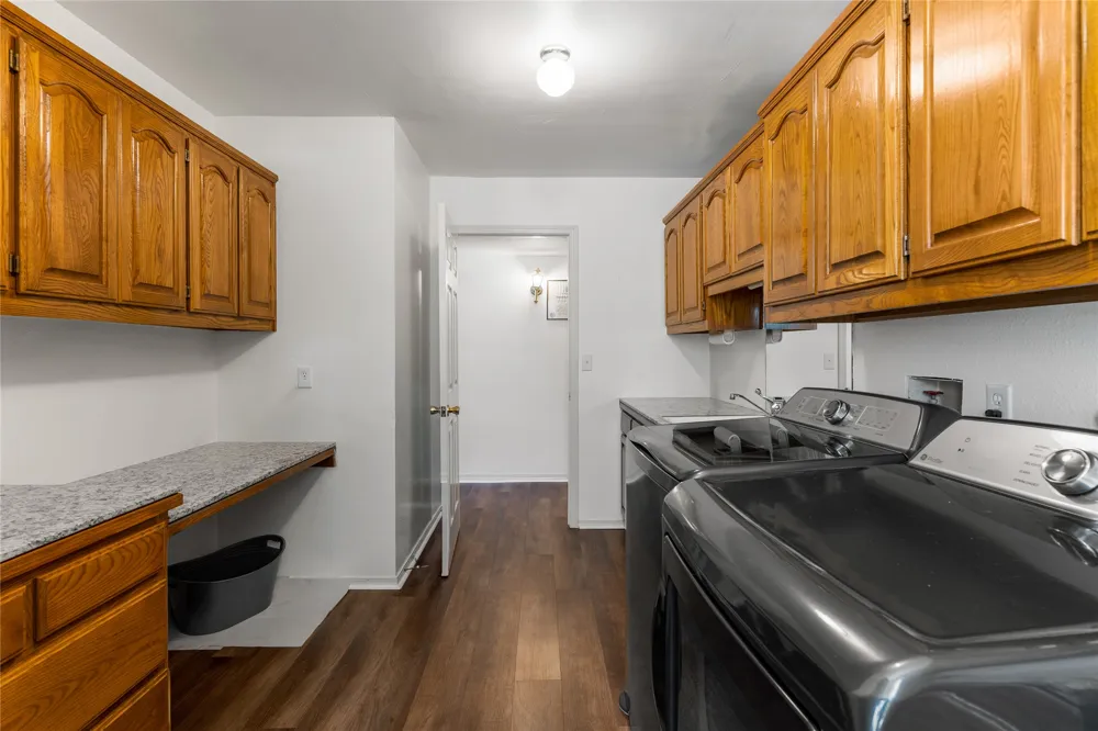 15594 Overlook Drive Skiatook, OK 74070