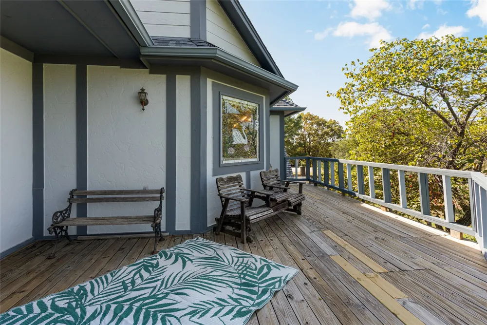 15594 Overlook Drive Skiatook, OK 74070