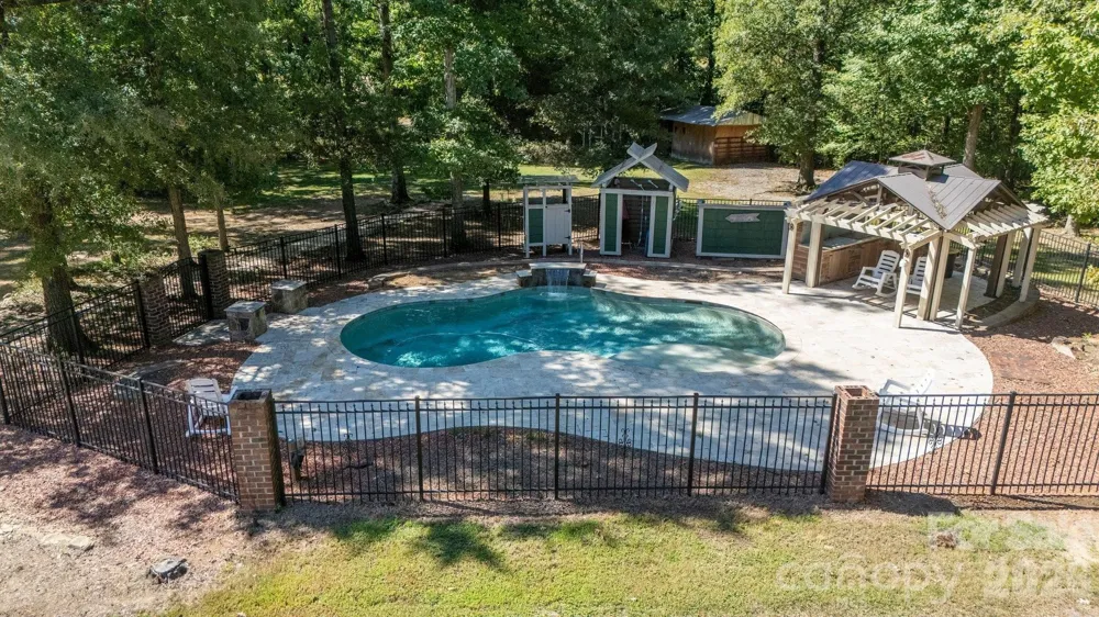 1517 Helms Short Cut Road Monroe, NC 28112