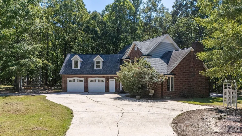 1517 Helms Short Cut Road Monroe, NC 28112