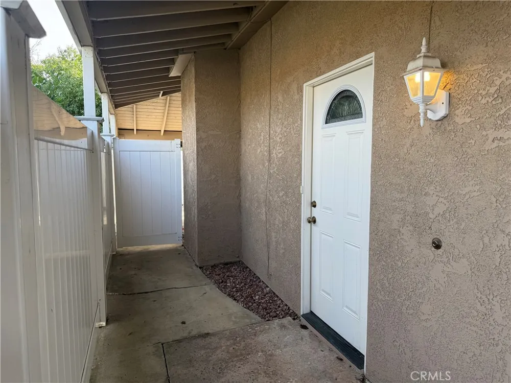 44580 La Paz Temecula, CA 92592
