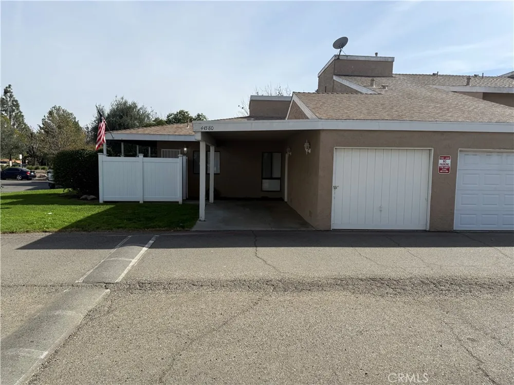 44580 La Paz Temecula, CA 92592
