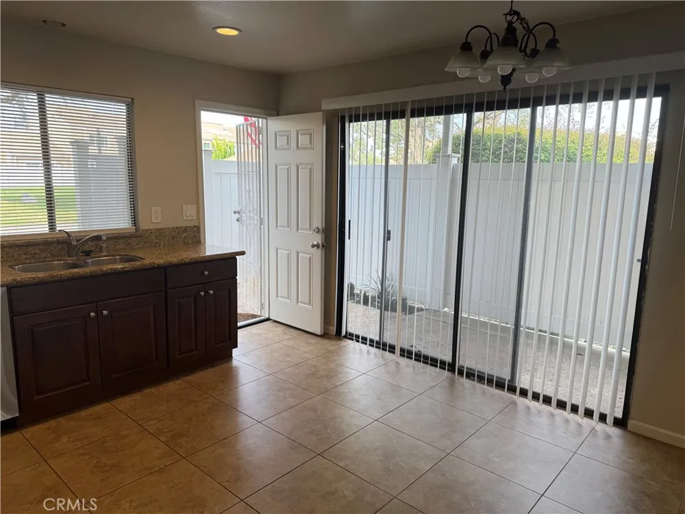 44580 La Paz Temecula, CA 92592