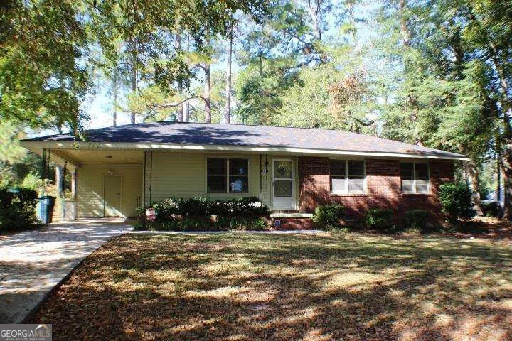 1306 Edgewood DR Dublin, GA 31021