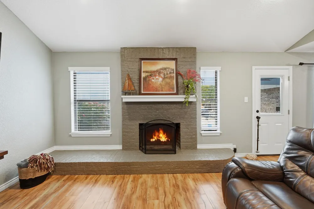 6521 Riviera Drive North Richland Hills, TX 76180