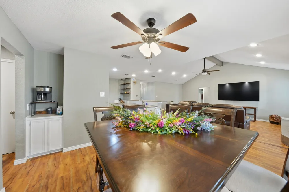 6521 Riviera Drive North Richland Hills, TX 76180