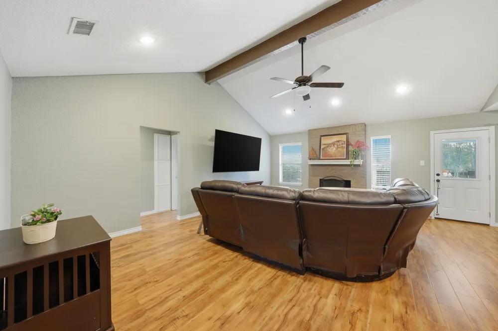 6521 Riviera Drive North Richland Hills, TX 76180