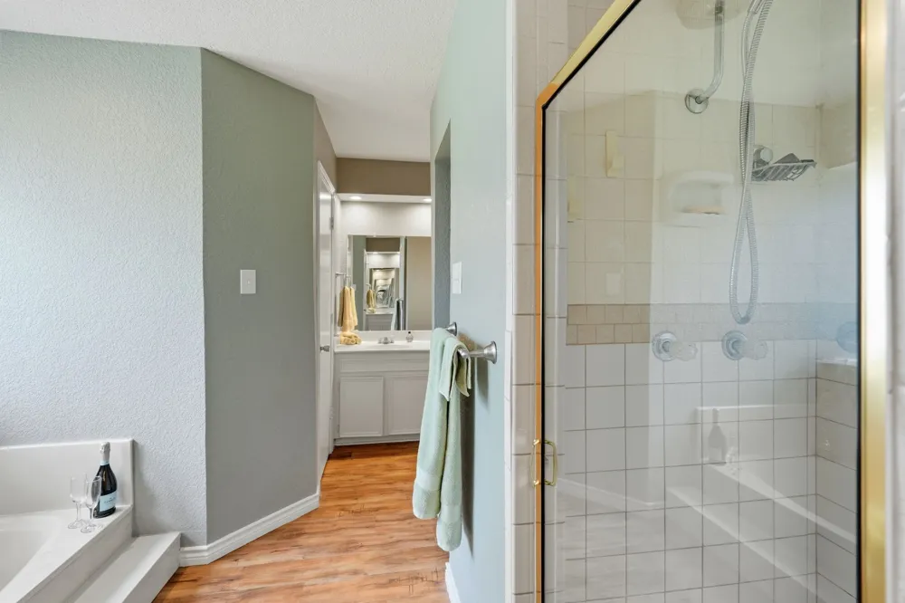 6521 Riviera Drive North Richland Hills, TX 76180