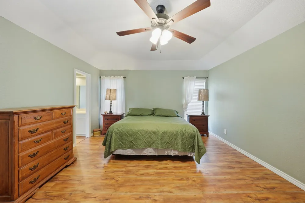6521 Riviera Drive North Richland Hills, TX 76180