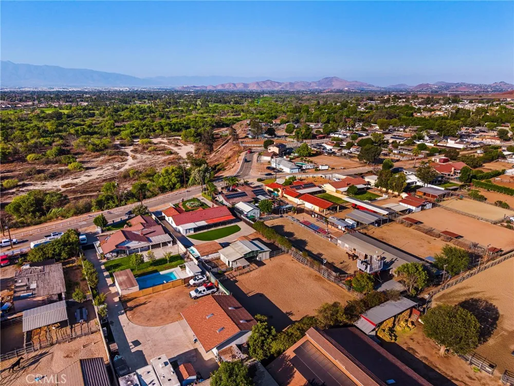 648 River Norco, CA 92860
